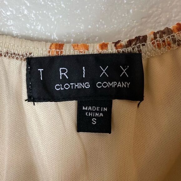 Trixxi White & Orange Floral Puff Sleeve Tiered Mini Dress - Picture 5 of 7